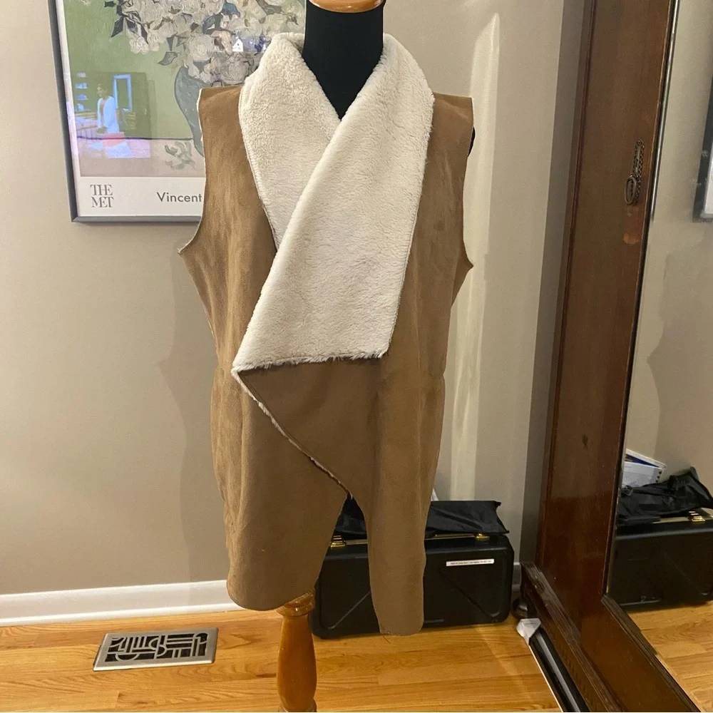 PPLA Clothing Tan Suede/Fur Eatha Vest